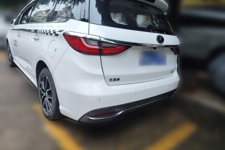 Used BYD Song MAX 2017 1.5T Automatic Smart Connect Elite 7-Seater Rear Left 45 Deg