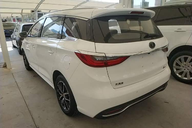 Used BYD Song MAX 2017 1.5T Automatic Smart Connect Elite 7-Seater Rear Left 45 Deg