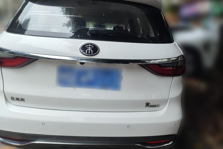 Used BYD Song MAX 2017 1.5T Automatic Smart Connect Elite 7-Seater Rear