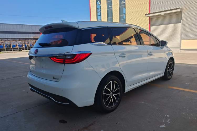 Used BYD Song MAX 2017 1.5T Automatic Smart Connect Elite 7-Seater Rear Right 45 Deg