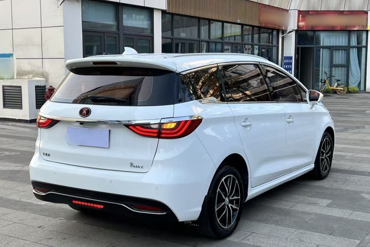 Used BYD Song MAX 2017 1.5T Automatic Smart Connect Elite 7-Seater Rear Right 45 Deg