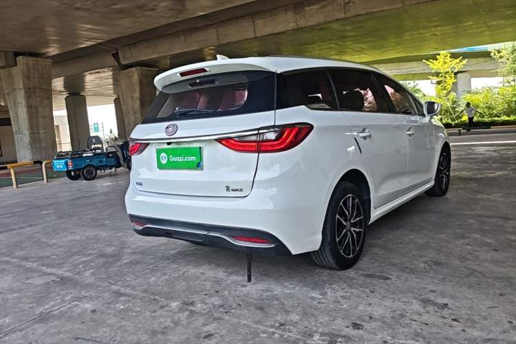 Used BYD Song MAX 2017 1.5T Automatic Smart Connect Elite 7-Seater Rear Right 45 Deg