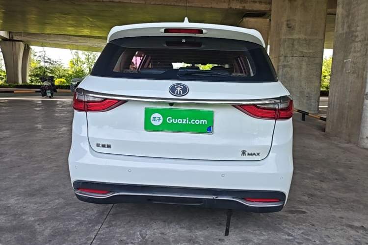 Used BYD Song MAX 2017 1.5T Automatic Smart Connect Elite 7-Seater Rear