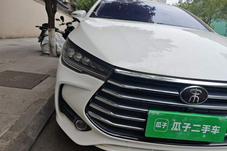 Used BYD Song MAX 2017 1.5T Automatic Smart Connect Elite 7-Seater Right Front Headlight