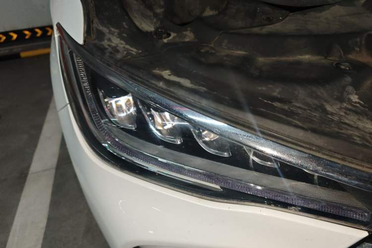Used BYD Song MAX 2017 1.5T Automatic Smart Connect Luxury 7-Seater Right Front Headlight