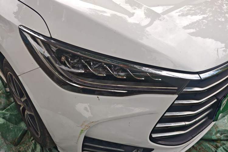 Used BYD Song MAX 2017 1.5T Automatic Smart Connect Elite 7-Seater Right Front Headlight