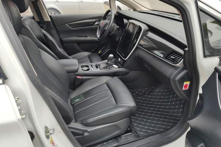 Used BYD Song MAX 2017 1.5T Automatic Smart Connect Elite 7-Seater Right Front Seat