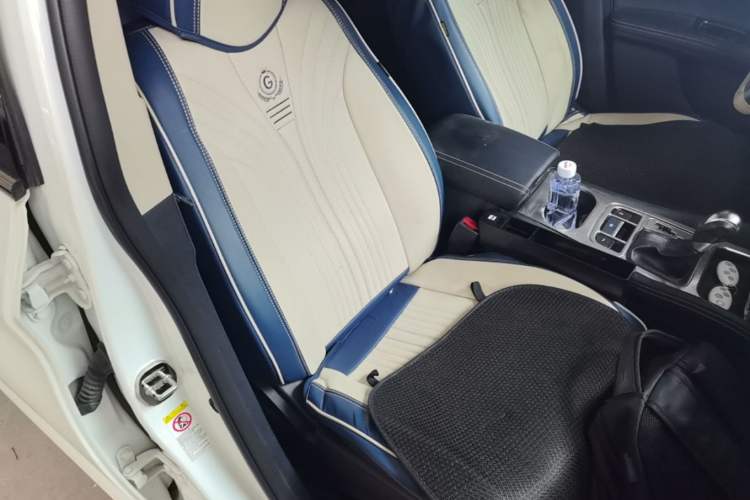 Used BYD Song MAX 2017 1.5T Automatic Smart Connect Elite 7-Seater Right Front Seat