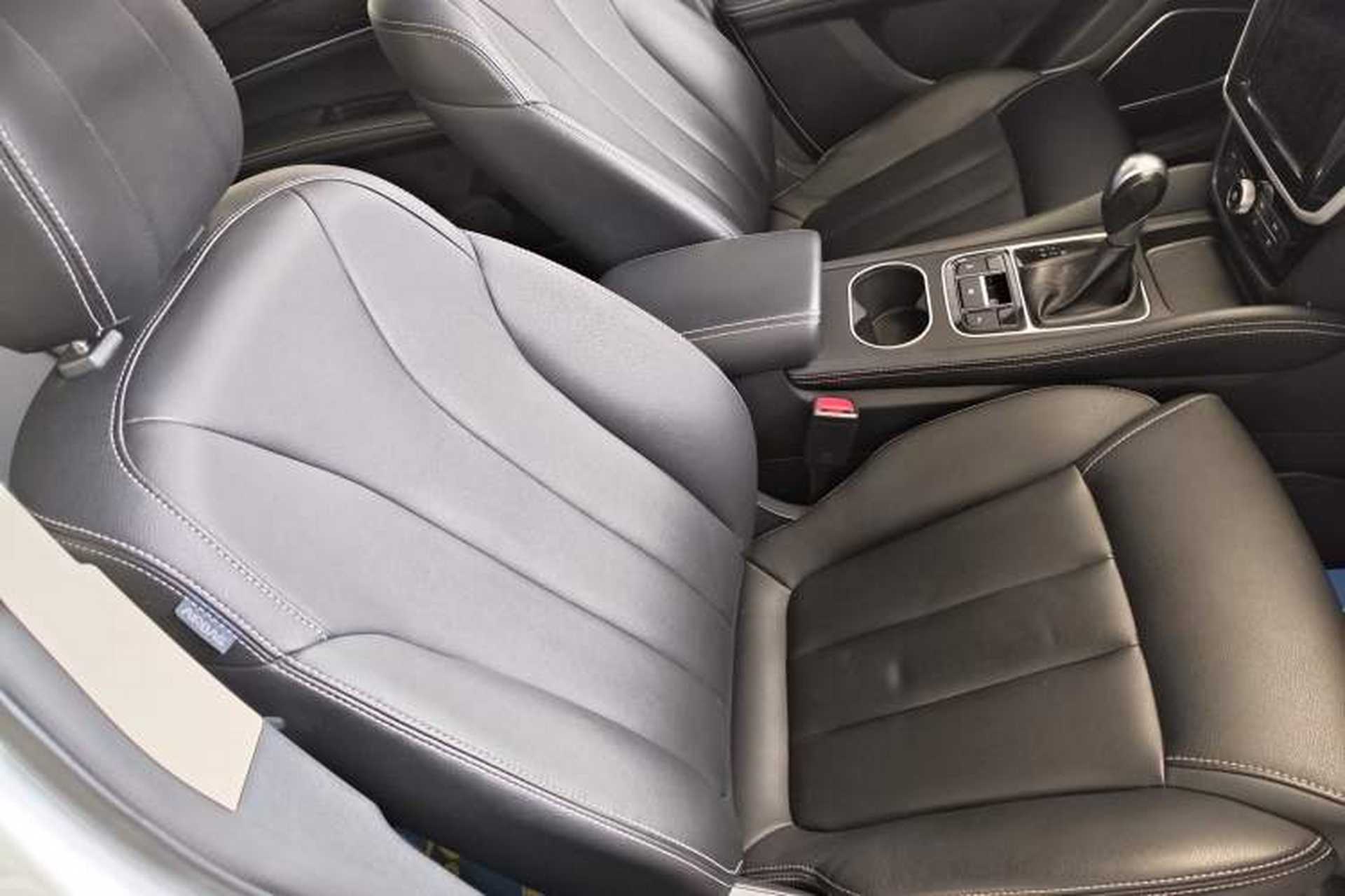 Used BYD Song MAX 2017 1.5T Automatic Smart Connect Prestige 7-Seater Right Front Seat