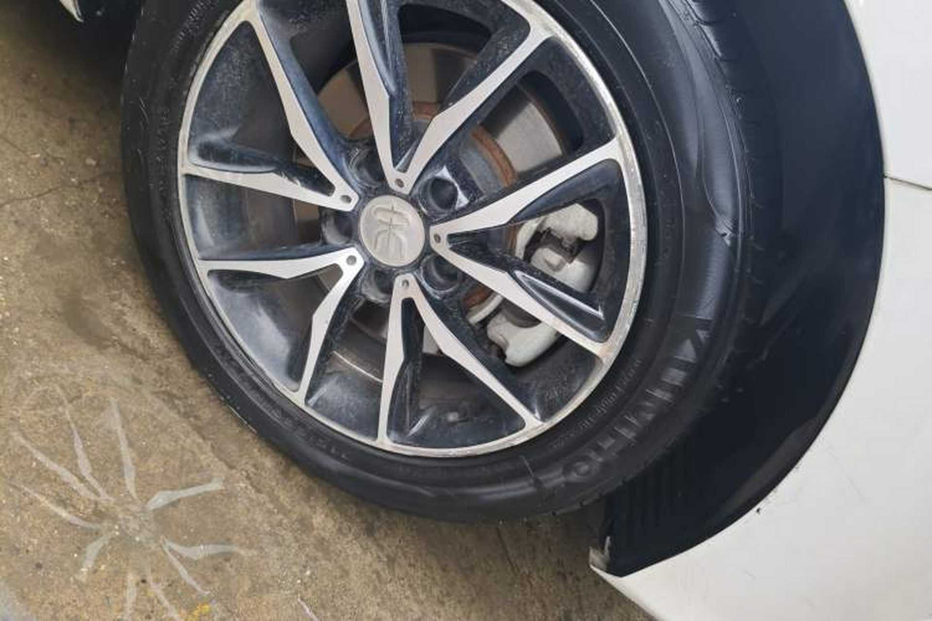Used BYD Song MAX 2017 1.5T Automatic Smart Connect Elite 7-Seater Right Front Wheel Hub