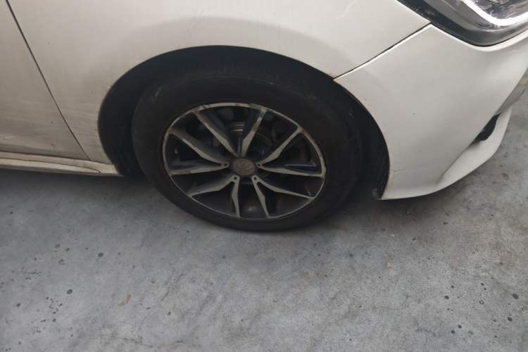 Used BYD Song MAX 2017 1.5T Automatic Smart Connect Elite 7-Seater Right Front Wheel Hub