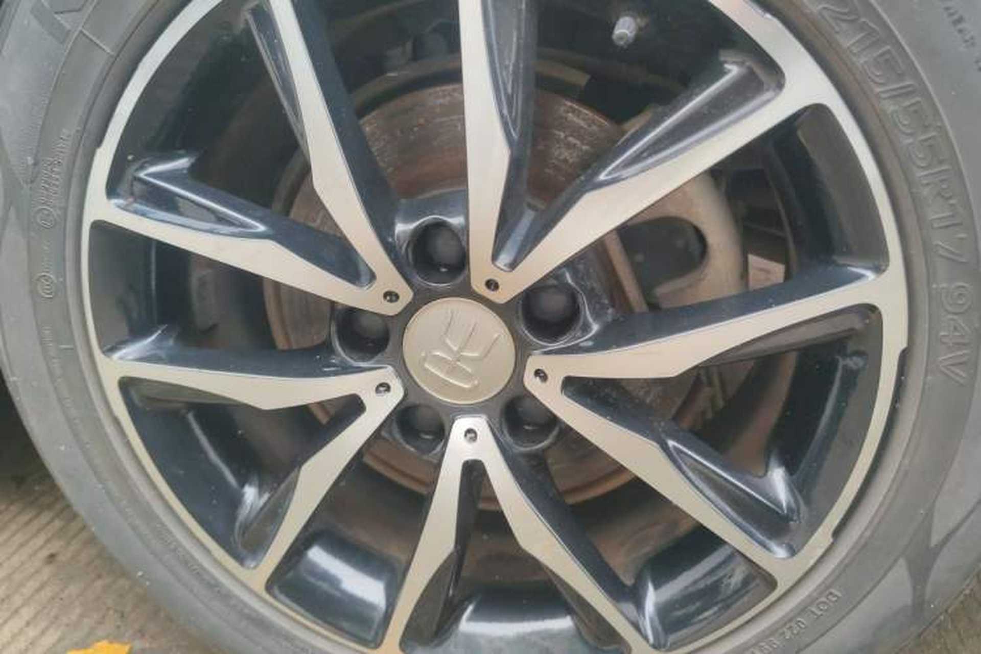 Used BYD Song MAX 2017 1.5T Automatic Smart Connect Elite 7-Seater Right Front Wheel Hub