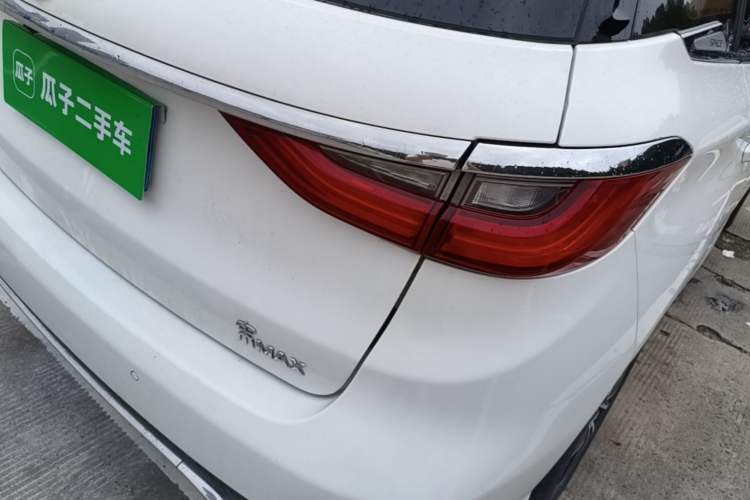 Used BYD Song MAX 2017 1.5T Automatic Smart Connect Elite 7-Seater Right Rear Taillight