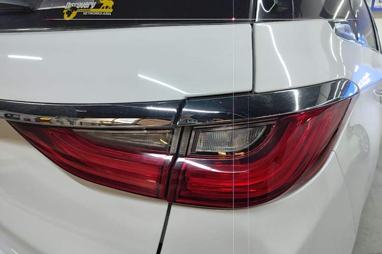 Used BYD Song MAX 2017 1.5T Automatic Smart Connect Luxury 7-Seater Right Rear Taillight