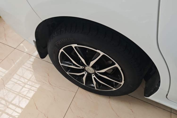 Used BYD Song MAX 2017 1.5T Automatic Smart Connect Elite 7-Seater Right Rear Wheel Hub