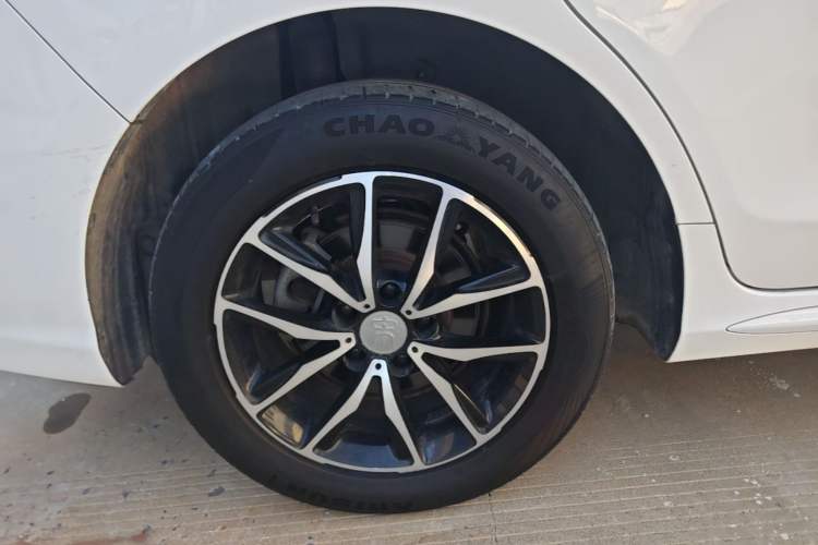 Used BYD Song MAX 2017 1.5T Automatic Smart Connect Elite 7-Seater Right Rear Wheel Hub