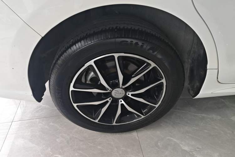 Used BYD Song MAX 2017 1.5T Automatic Smart Connect Elite 7-Seater Right Rear Wheel Hub