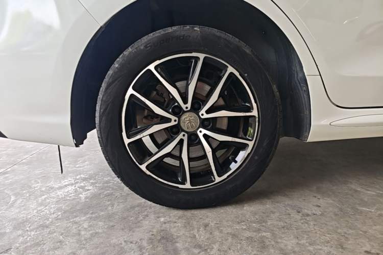 Used BYD Song MAX 2017 1.5T Automatic Smart Connect Elite 7-Seater Right Rear Wheel Hub