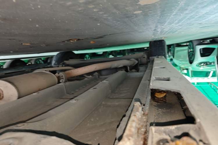 Used BYD Song MAX 2017 1.5T Automatic Smart Connect Prestige 7-Seater Right Side Sill