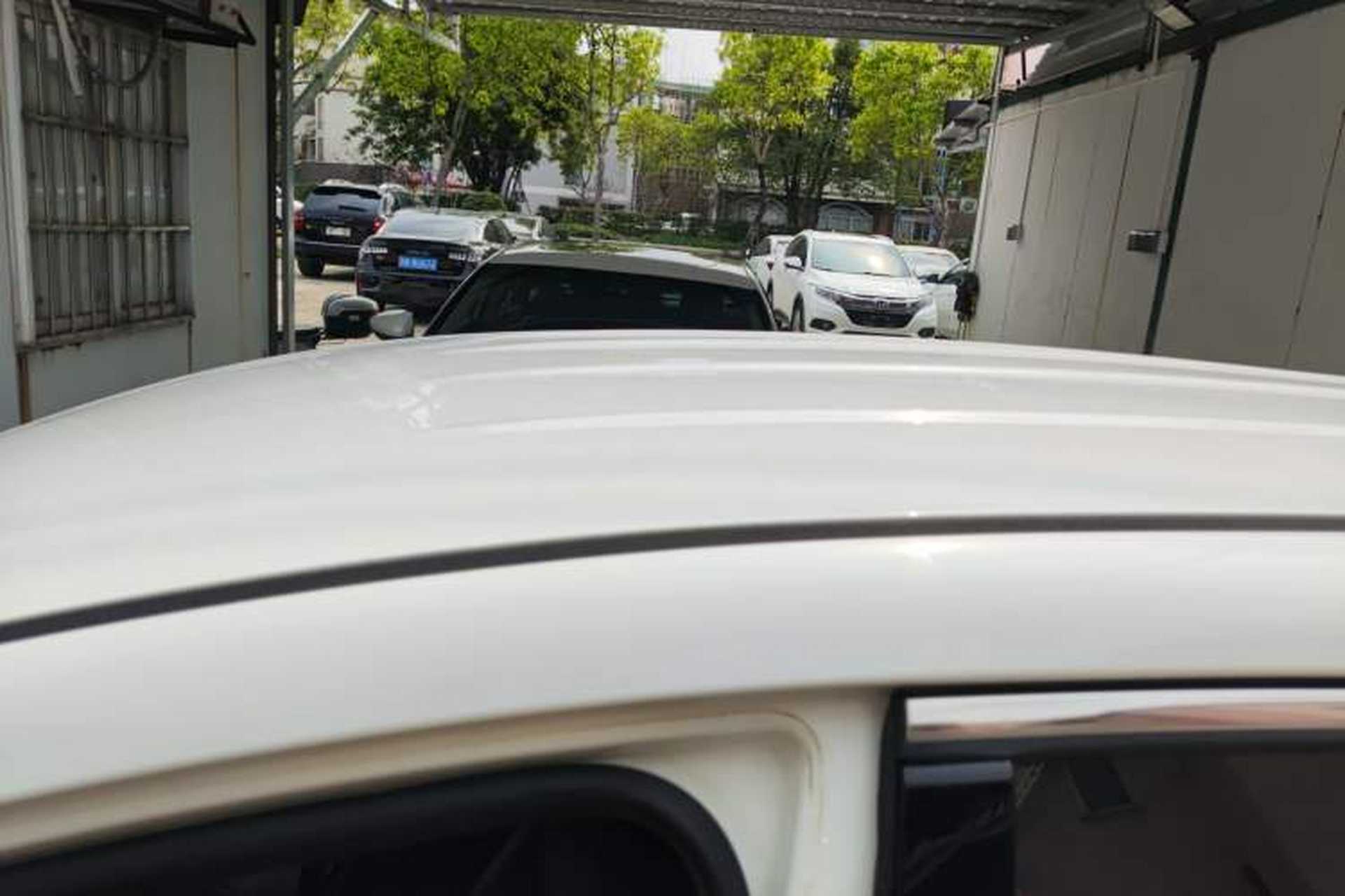 Used BYD Song MAX 2017 1.5T Manual Smart Connect Luxury 7-Seater Roof