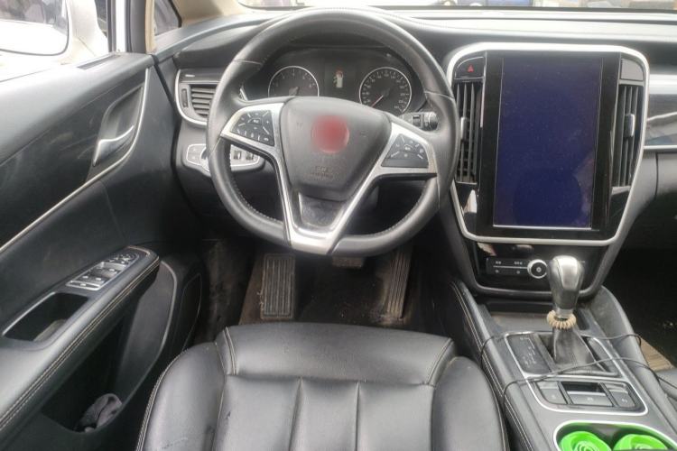 Used BYD Song MAX 2017 1.5T Automatic Smart Connect Luxury 7-Seater Steering Wheel