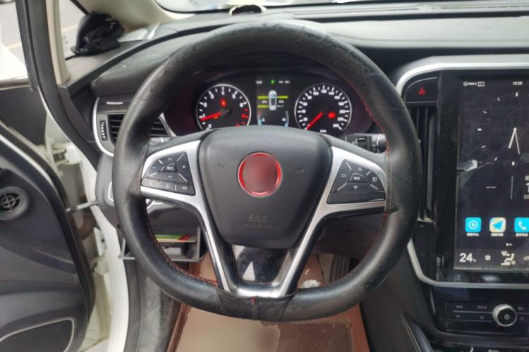 Used BYD Song MAX 2017 1.5T Automatic Smart Connect Elite 7-Seater Steering Wheel
