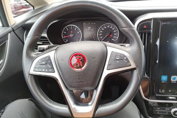 Used BYD Song MAX 2017 1.5T Automatic Smart Connect Elite 7-Seater Steering Wheel