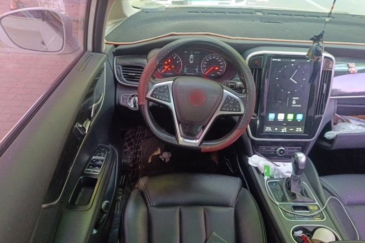 Used BYD Song MAX 2017 1.5T Automatic Smart Connect Prestige 7-Seater Steering Wheel