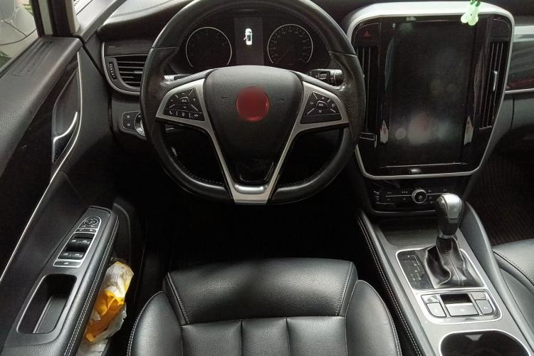 Used BYD Song MAX 2017 1.5T Automatic Smart Connect Elite 7-Seater Steering Wheel