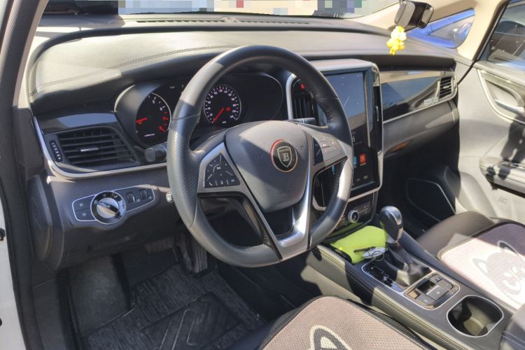 Used BYD Song MAX 2017 1.5T Automatic Smart Connect Elite 7-Seater Steering Wheel
