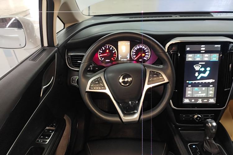 Used BYD Song MAX 2017 1.5T Automatic Smart Connect Luxury 7-Seater Steering Wheel