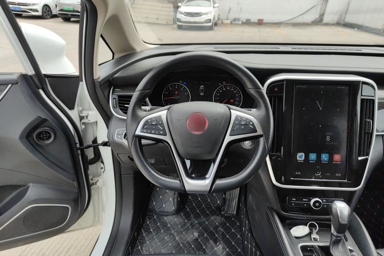 Used BYD Song MAX 2017 1.5T Automatic Smart Connect Elite 7-Seater Steering Wheel