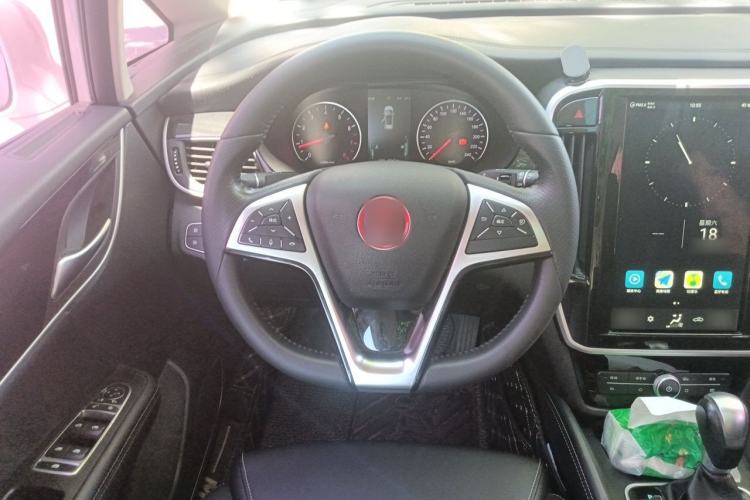 Used BYD Song MAX 2017 1.5T Automatic Smart Connect Elite 7-Seater Steering Wheel