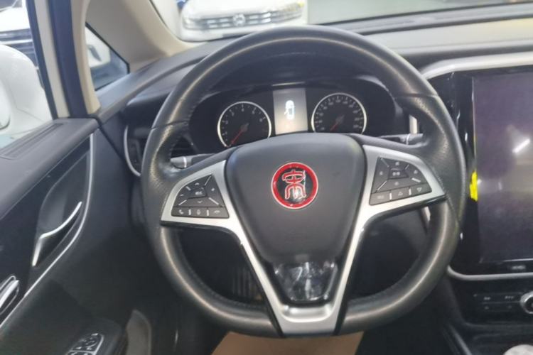 Used BYD Song MAX 2017 1.5T Automatic Smart Connect Prestige 7-Seater Steering Wheel