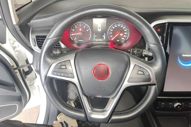 Used BYD Song MAX 2017 1.5T Automatic Smart Connect Elite 7-Seater Steering Wheel