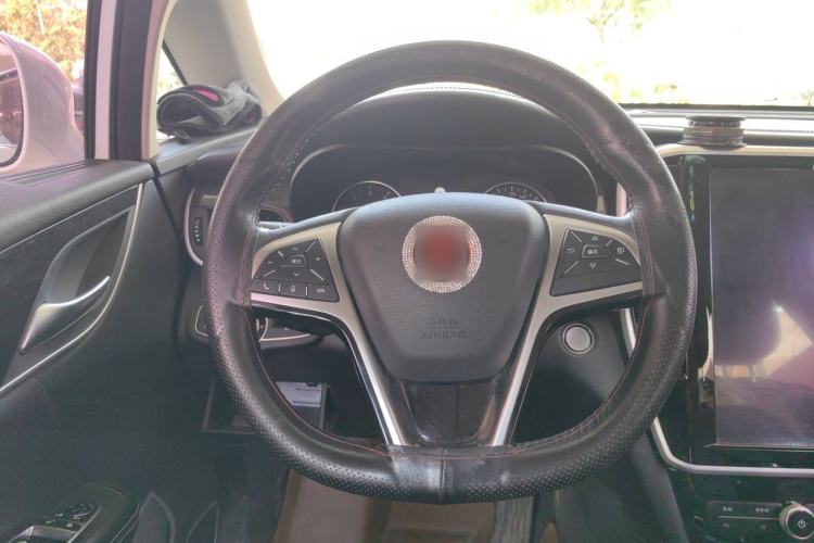 Used BYD Song MAX 2017 1.5T Automatic Smart Connect Elite 7-Seater Steering Wheel
