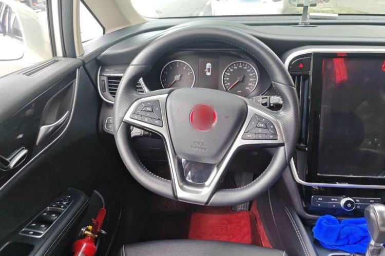 Used BYD Song MAX 2017 1.5T Automatic Smart Connect Prestige 7-Seater Steering Wheel