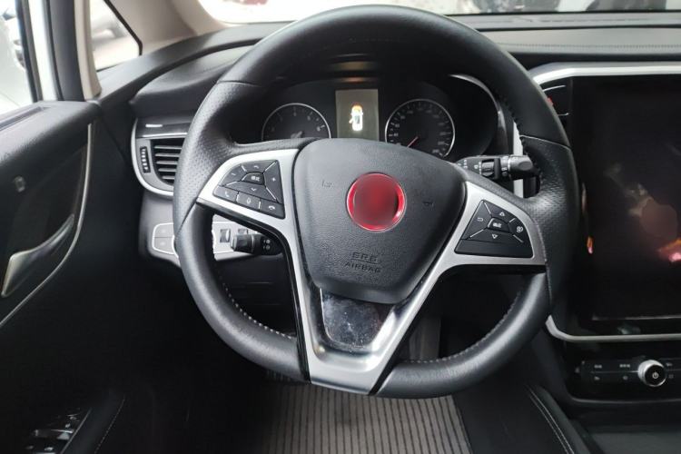 Used BYD Song MAX 2017 1.5T Automatic Smart Connect Elite 7-Seater Steering Wheel
