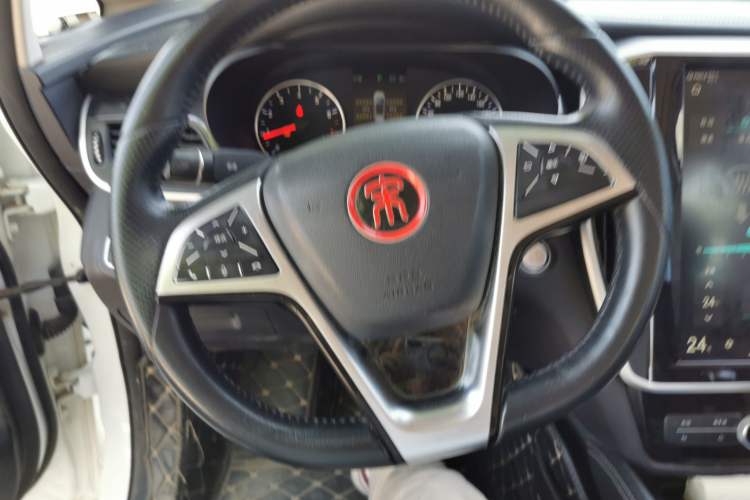 Used BYD Song MAX 2017 1.5T Automatic Smart Connect Elite 7-Seater Steering Wheel