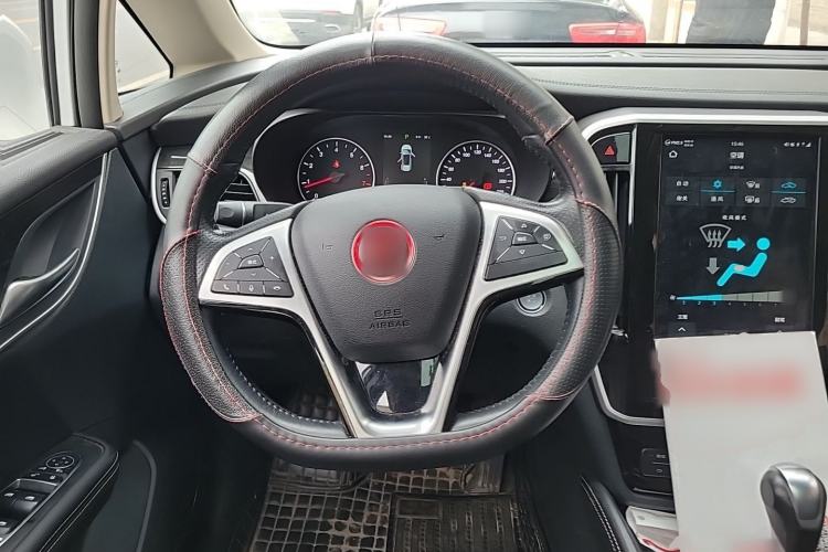 Used BYD Song MAX 2017 1.5T Automatic Smart Connect Elite 7-Seater Steering Wheel