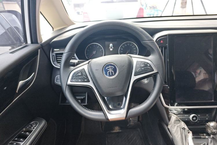 Used BYD Song MAX 2017 1.5T Automatic Smart Connect Elite 7-Seater Steering Wheel