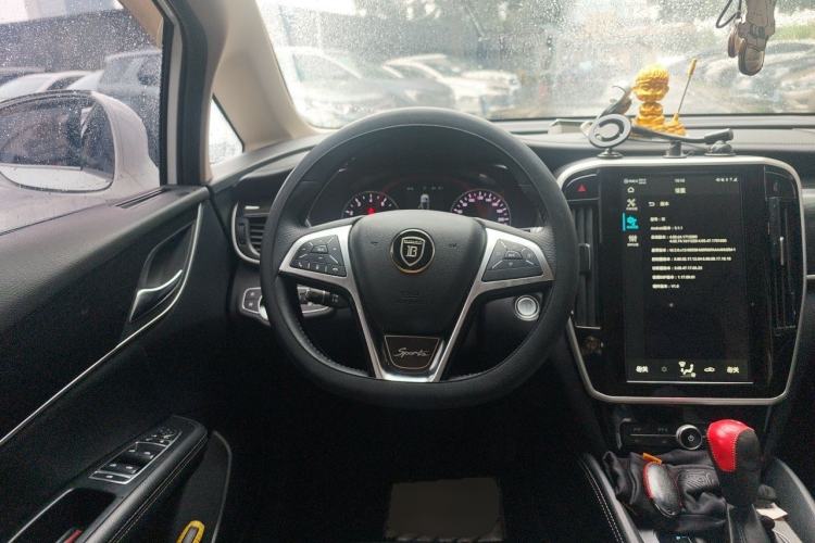 Used BYD Song MAX 2017 1.5T Automatic Smart Connect Elite 7-Seater Steering Wheel