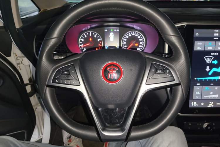Used BYD Song MAX 2017 1.5T Automatic Smart Connect Luxury 7-Seater Steering Wheel
