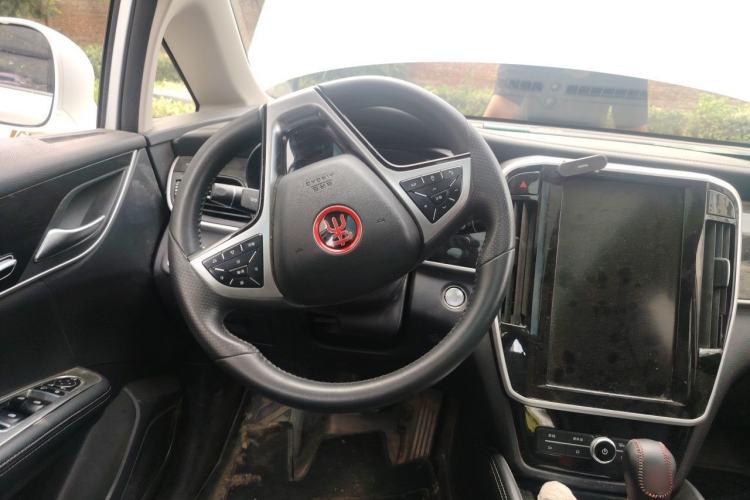Used BYD Song MAX 2017 1.5T Automatic Smart Connect Prestige 7-Seater Steering Wheel