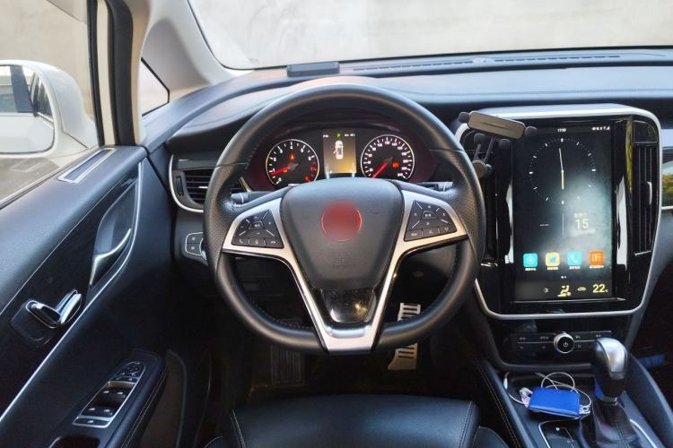 Used BYD Song MAX 2017 1.5T Automatic Smart Connect Prestige 7-Seater Steering Wheel