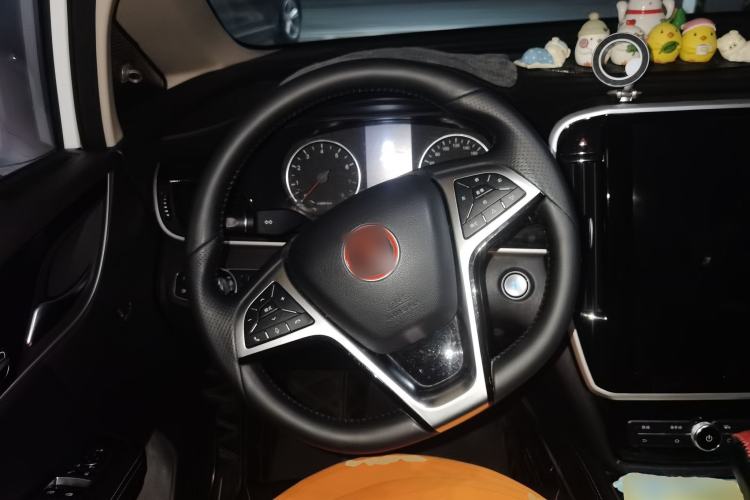 Used BYD Song MAX 2017 1.5T Automatic Smart Connect Prestige 7-Seater Steering Wheel