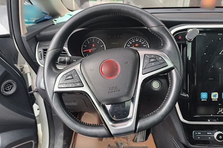 Used BYD Song MAX 2017 1.5T Automatic Smart Connect Elite 7-Seater Steering Wheel