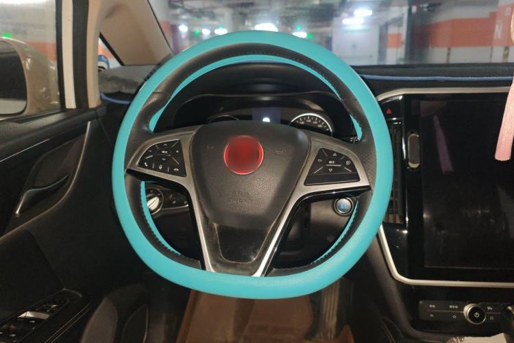 Used BYD Song MAX 2017 1.5T Automatic Smart Connect Luxury 7-Seater Steering Wheel