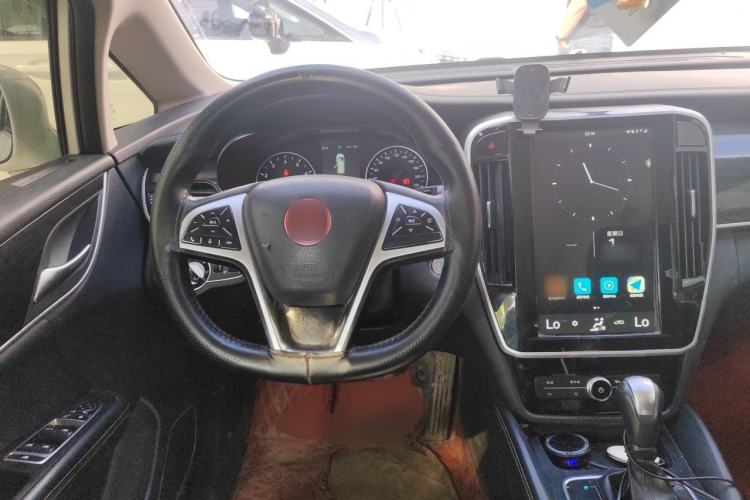 Used BYD Song MAX 2017 1.5T Automatic Smart Connect Luxury 7-Seater Steering Wheel