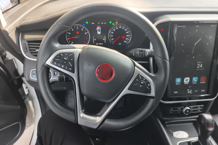 Used BYD Song MAX 2017 1.5T Automatic Smart Connect Elite 7-Seater Steering Wheel